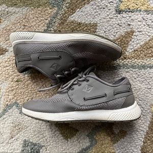 Sperry Seas-3-Eye Water Sneakers Kids Shoes Size: 3